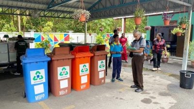 办比赛奖励学生从小爱环保   槟岛市厅 推动 绿色校园