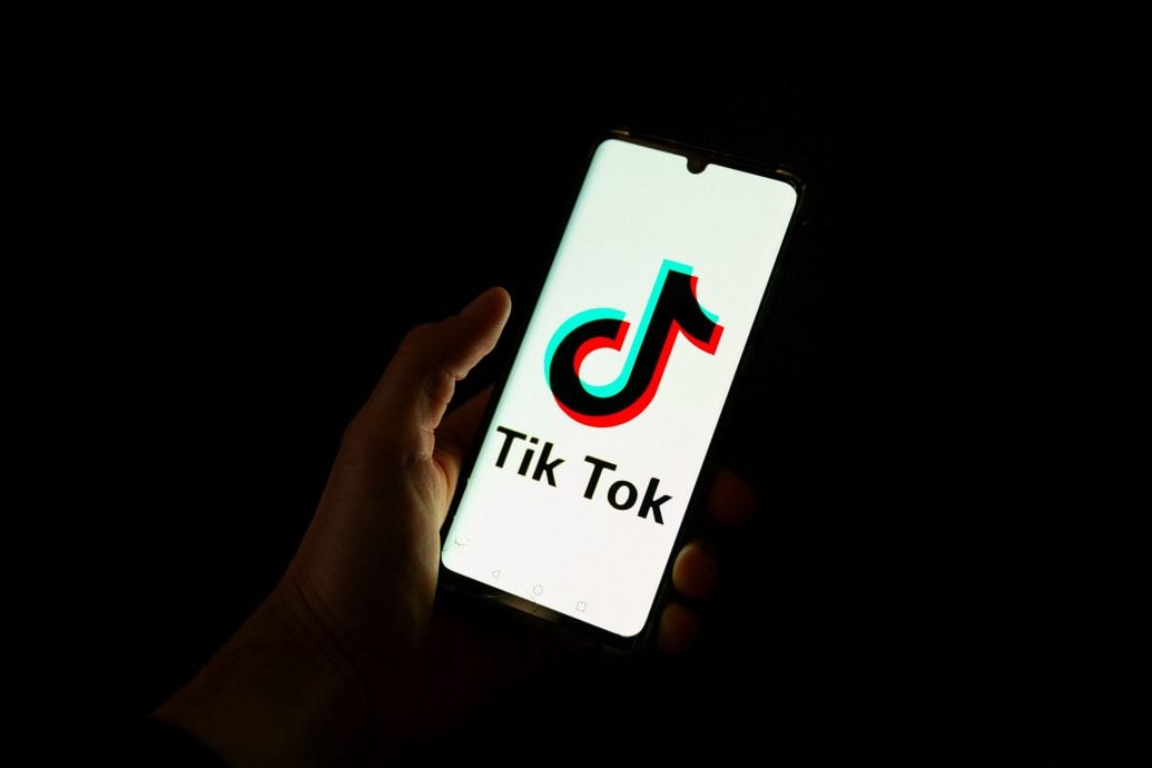 美国数万“TikTok难民”涌入小红书 中美网民交流空前密切