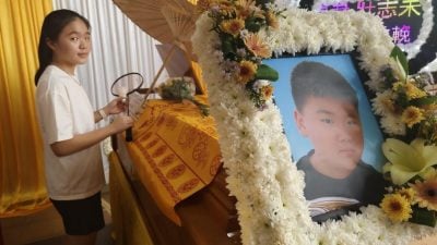 茶室少东晕倒不治︱死者母亲：儿子胆小 或目睹打斗场面太紧张