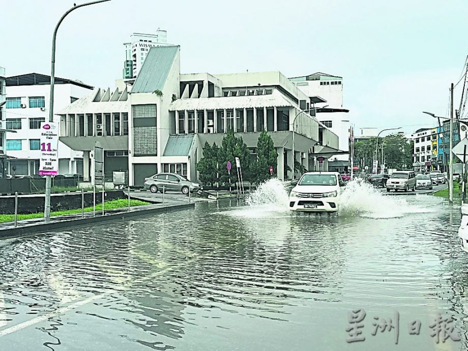 诗巫连日多雨　初三多处涨水 　