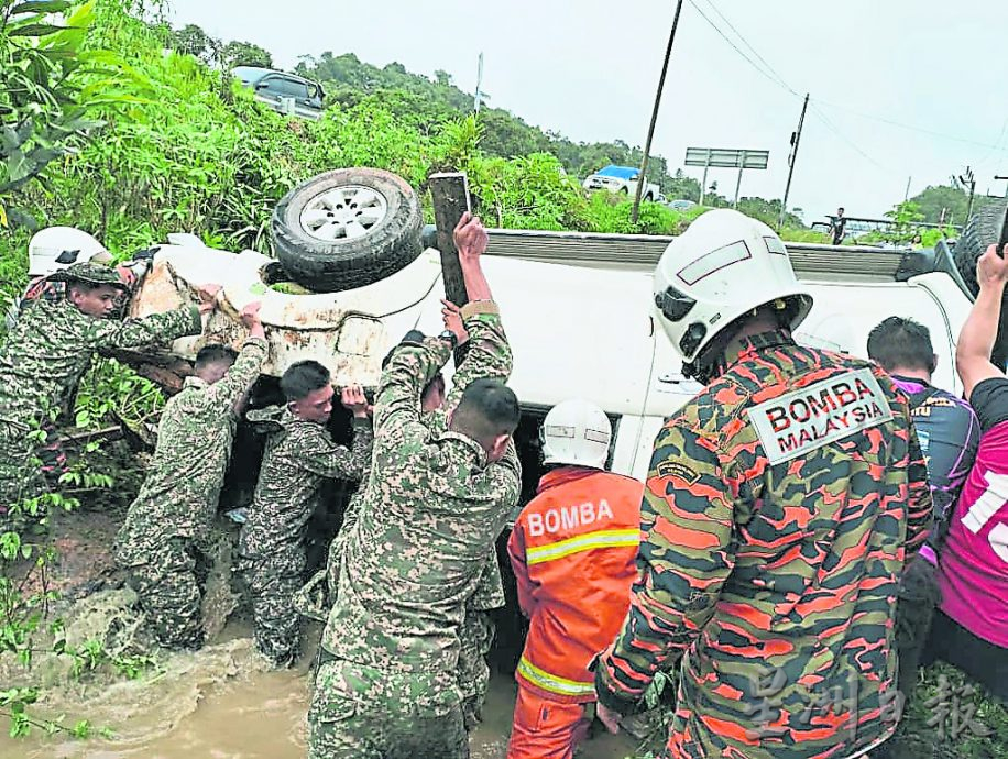 货卡失控撞休旅车  16岁乘客重伤亡