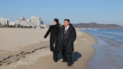 金正恩视察海岸旅游区促发展旅游业　外媒：广泛重开边界一步