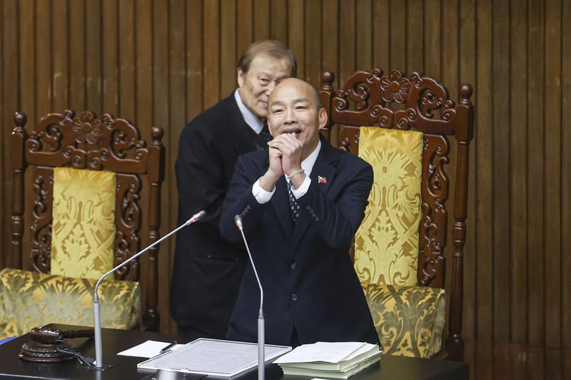 韩国瑜率团赴美庆贺特朗普就职