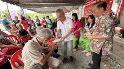 新年捎更实质红包   行动党设7福利服务