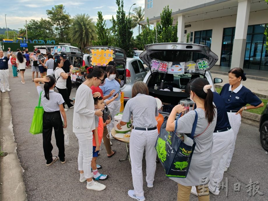 （已签发）柔：封面善心美事：峇慈济零负担市集，汇集民众爱心送暖