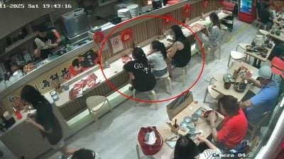 3女子被指在日料餐厅吃霸王餐