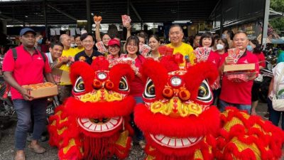 王诗棋为雪旅游年做好准备  大派“沙登美食红包封” 