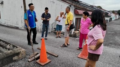 芙蓉园路现10呎空心洞 投诉市会两次没下文