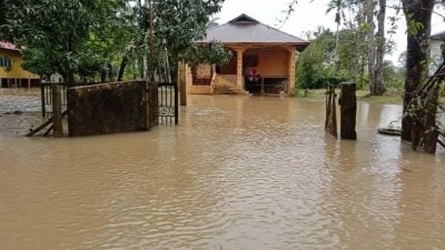 丹州大雨倾盆 丹那美拉县多地现积水 居民受促做好撤离准备