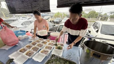 大鱼大肉之后消食解腻   人日擂茶生意火爆