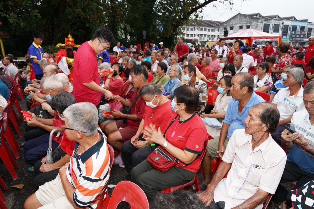 “爱心饭堂新春与您有约” 弥漫春节气息