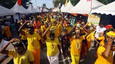 大宝森节盛况 淡杯兴都庙近6万人次参与