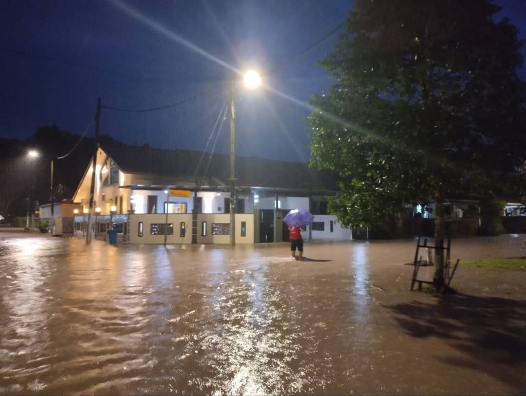 **已签发**柔：持续降雨酿灾，哥打丁宜70家庭需疏散