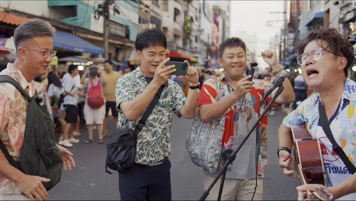 *已签发*柔：狮城二三事：狮城剧《青春小鸟》赴泰取景  靠陈汉玮冷笑话“降温”