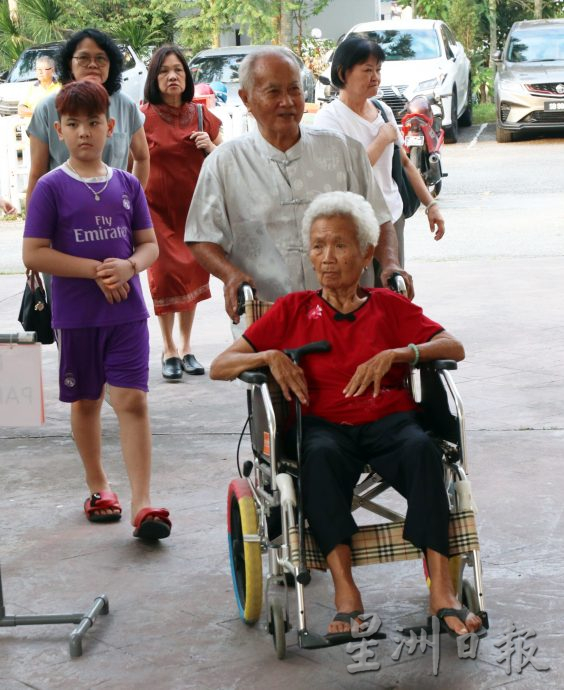 森州区松鹤之夜 共庆人日温情满溢