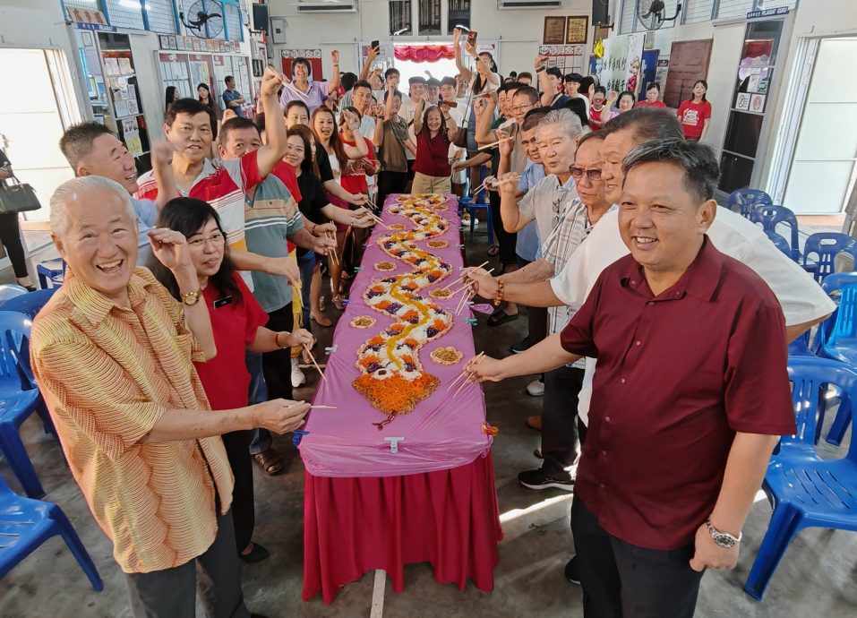 （大北马）端影华民小学校友相聚在华民，见证母校90岁的蜕变与成长。