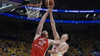 FIBA亚洲杯男篮入选赛| 狂胜42分酣畅复仇日本  中国提前夺正赛资格