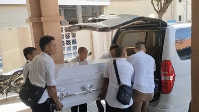 视频 | 外籍女子疑酒驾车祸 18岁少年枉死